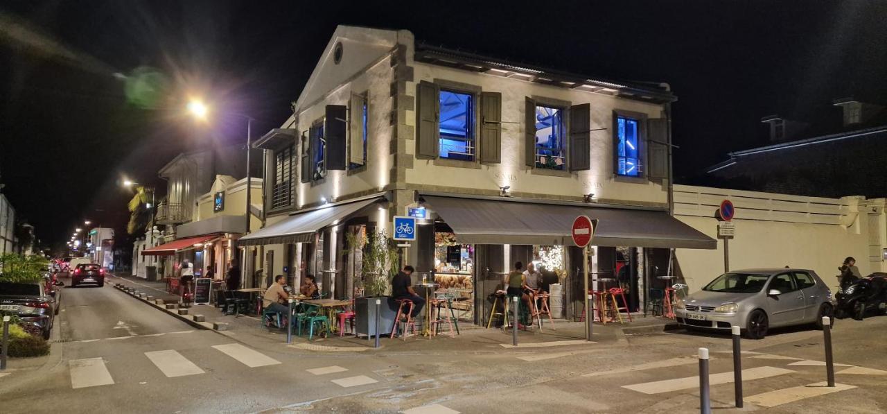 Le Platinium Barachois Apartment Saint-Denis Ngoại thất bức ảnh